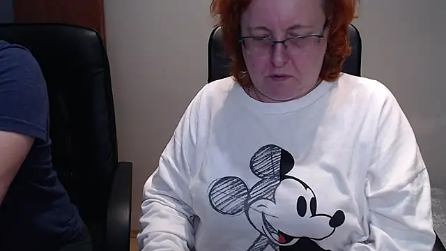 Snapshot of JoannaAndNeighbour chatting on 02/03/25, 06:07 JoannaAndNeighbour online show from 02/03/25, 06:07