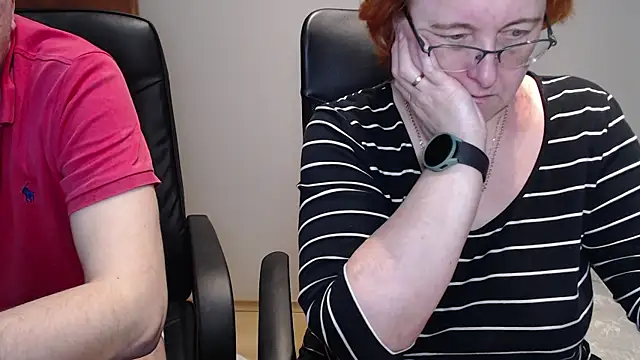 Snapshot of JoannaAndNeighbour chatting on 03/20/25, 05:58 JoannaAndNeighbour online show from 03/20/25, 05:58
