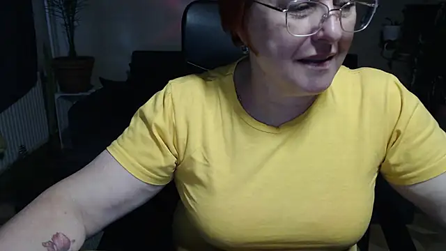 JoannaAndNeighbour online show from 10/21/25, 02:51