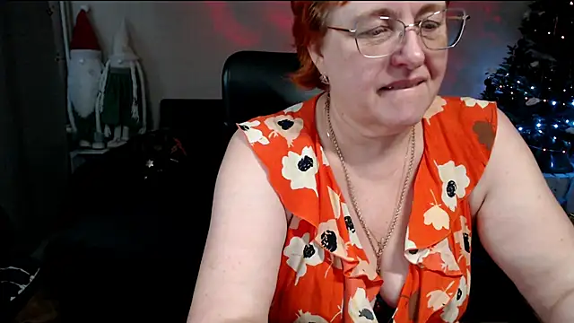 JoannaAndNeighbour online show from 12/23/25, 09:18