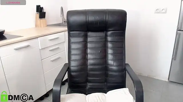 DollySun online show from 04/23/26, 07:09