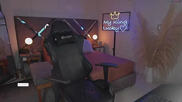 KateOwens online show from 11/25/25, 11:32