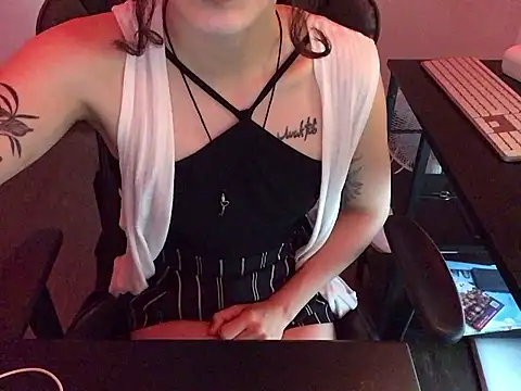 YumieCp online show from 10/10/25, 12:42