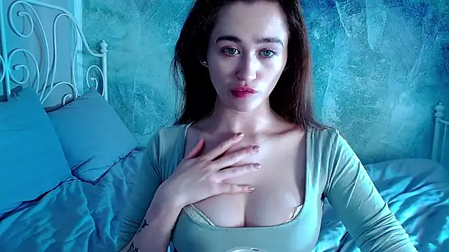 millllina online show from 12/16/25, 01:21