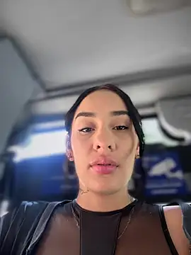   IRIS   online show from 01/08/25, 04:11