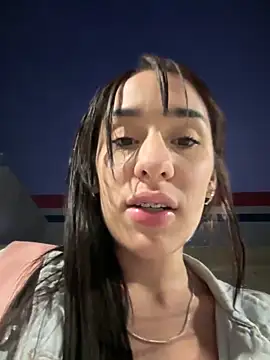   IRIS   online show from 02/05/25, 04:03