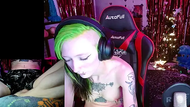 alicewonder09 online show from 12/21/25, 05:14