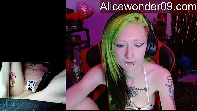 alicewonder09 online show from 02/22/26, 04:13