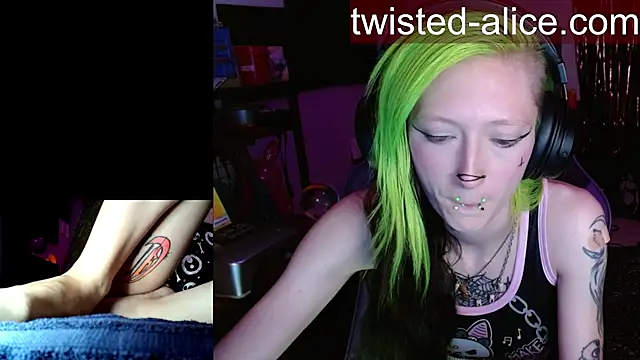 alicewonder09 online show from 05/06/26, 03:13