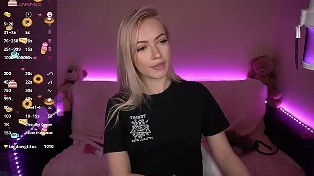 AmandaFiree online show from 01/18/25, 04:42