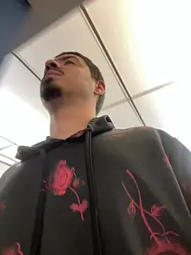 Snapshot of Bbyboyivan chatting on 01/29/25, 01:05 Bbyboyivan online show from 01/29/25, 01:05