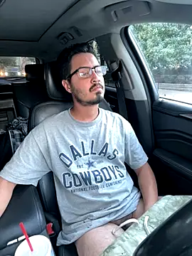 Snapshot of Bbyboyivan chatting on 11/09/25, 10:52 Bbyboyivan online show from 11/09/25, 10:52