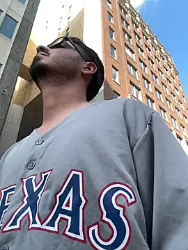 Snapshot of Bbyboyivan chatting on 03/01/26, 09:28 Bbyboyivan online show from 03/01/26, 09:28