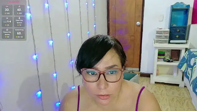 hottplay online show from 09/13/25, 04:07