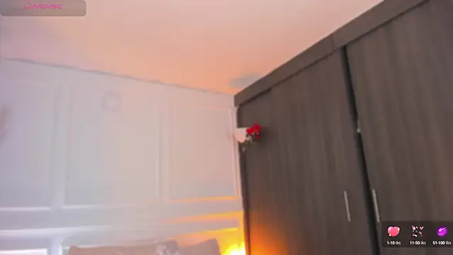 shannol ryan online show from 10/08/25, 01:03