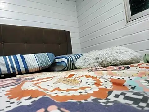 Hotcasados69 online show from 01/16/26, 04:38