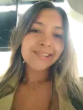 Snapshot of alana_69 chatting on 12/28/24, 03:37 alana 69 online show from 12/28/24, 03:37