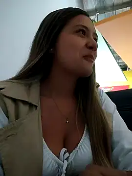 Snapshot of alana_69 chatting on 01/09/25, 05:54 alana 69 online show from 01/09/25, 05:54