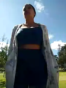 Snapshot of alana_69 chatting on 01/23/25, 02:39 alana 69 online show from 01/23/25, 02:39