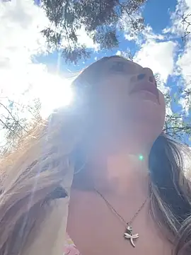 Snapshot of alana_69 chatting on 01/29/25, 07:00 alana 69 online show from 01/29/25, 07:00