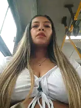 Snapshot of alana_69 chatting on 03/20/25, 04:42 alana 69 online show from 03/20/25, 04:42