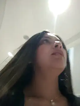 Snapshot of alana_69 chatting on 11/12/25, 09:36 alana 69 online show from 11/12/25, 09:36