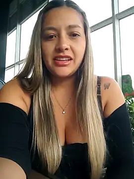 alana 69 online show from 02/17/26, 11:00