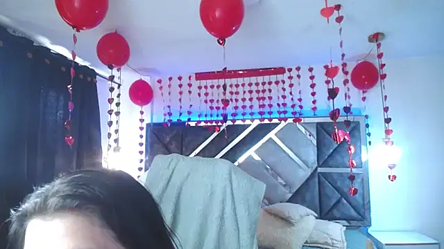 selena yourmilf online show from 02/06/25, 06:46