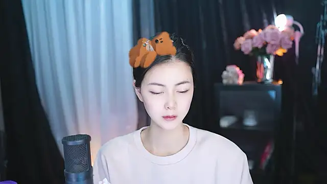 Ocean--Lili online show from 03/17/25, 02:12