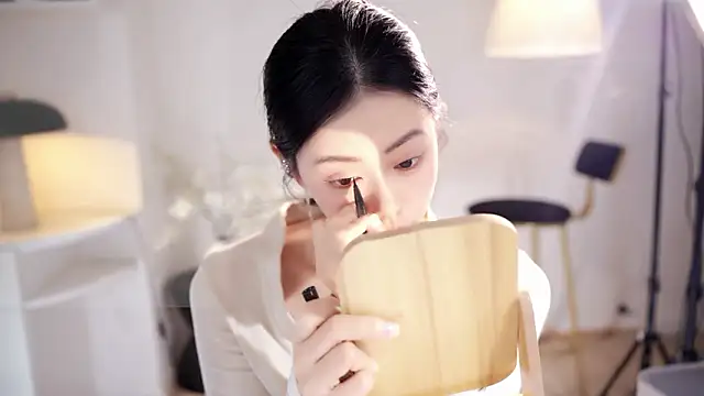 Ocean--Lili online show from 02/10/26, 02:10