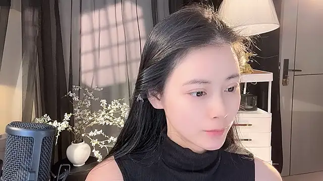 Snapshot of Ocean--Lili chatting on 04/30/26, 02:12 Ocean--Lili online show from 04/30/26, 02:12