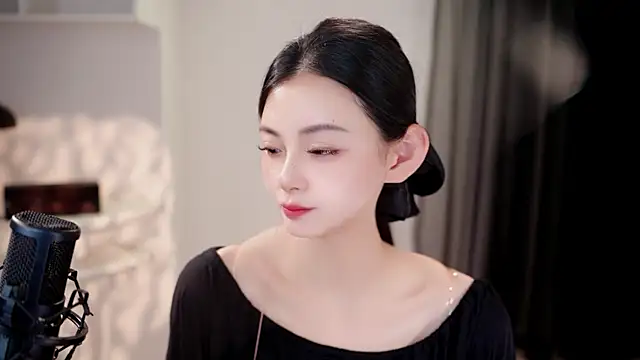 Snapshot of Ocean--Lili chatting on 06/09/26, 02:28 Ocean--Lili online show from 06/09/26, 02:28