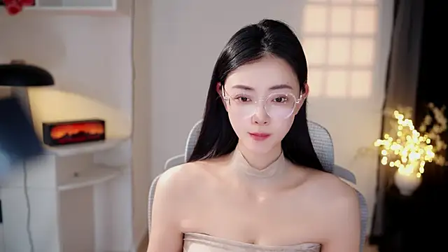 Snapshot of Ocean--Lili chatting on 07/26/26, 02:13 Ocean--Lili online show from 07/26/26, 02:13
