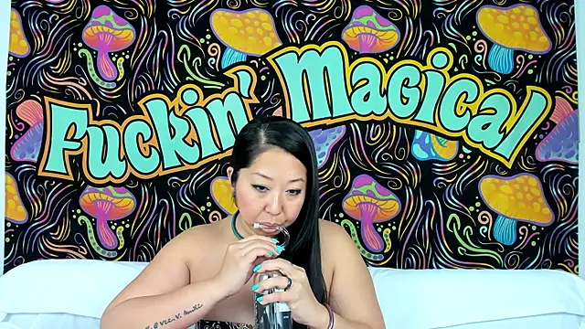 Snapshot of Lexie-Mack chatting on 11/11/25, 05:57 Lexie-Mack online show from 11/11/25, 05:57