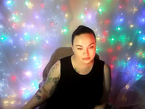 Victoria Marks online show from 06/27/26, 10:26