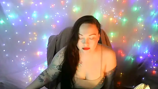 Victoria Marks online show from 06/30/26, 10:55