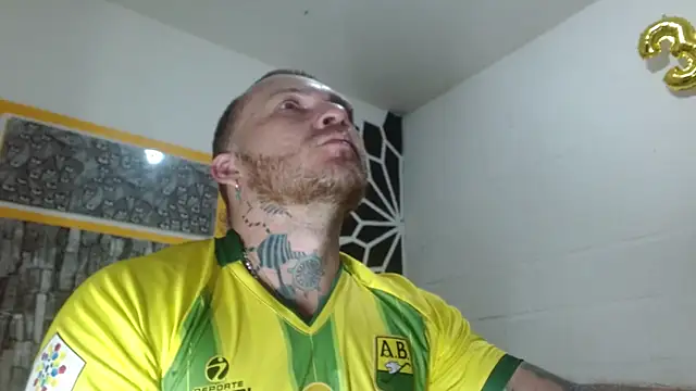 stripnolimits online show from 11/08/25, 11:36