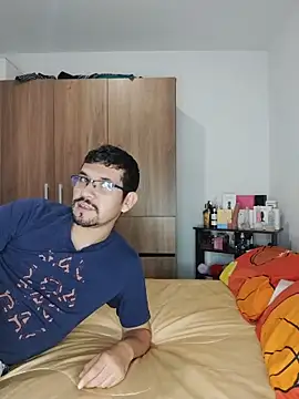 Isaandysex2428 online show from 11/15/25, 01:36