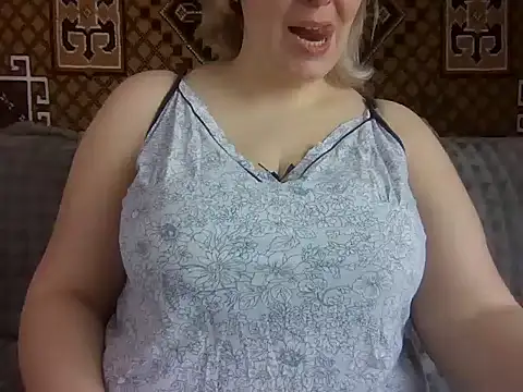 Diana Britt online show from 03/23/25, 06:16