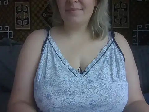 Diana Britt online show from 10/16/25, 06:03