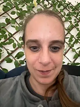 Snapshot of LadyChantale chatting on 12/03/25, 06:21 LadyChantale online show from 12/03/25, 06:21