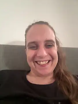 LadyChantale online show from 04/23/26, 01:24