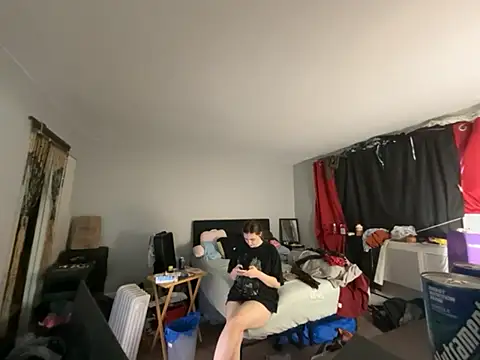 Snowbunnycake 131 online show from 04/27/26, 09:46