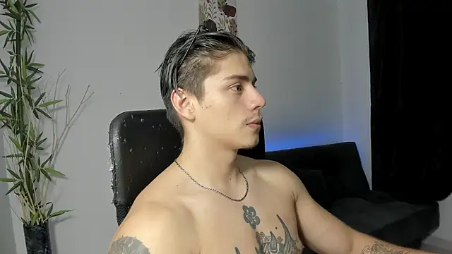 Giordano Russo online show from 12/21/24, 06:09