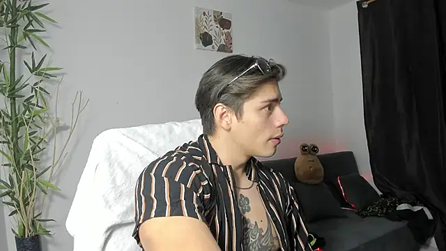 Giordano Russo online show from 01/06/25, 01:53