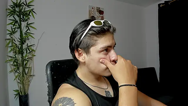 Giordano Russo online show from 02/11/25, 03:29