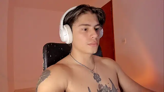 Giordano Russo online show from 12/19/25, 06:59