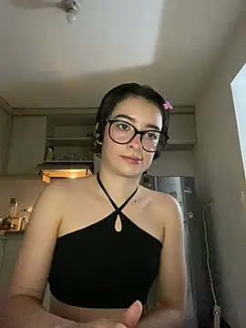  Lunnaa  online show from 03/25/26, 01:11