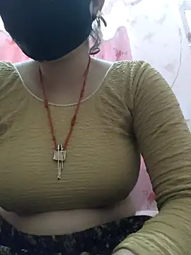 maahi-satva online show from 02/20/25, 03:12