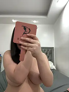 Snapshot of tsmizaxxxxx chatting on 06/21/26, 10:29 tsmizaxxxxx online show from 06/21/26, 10:29